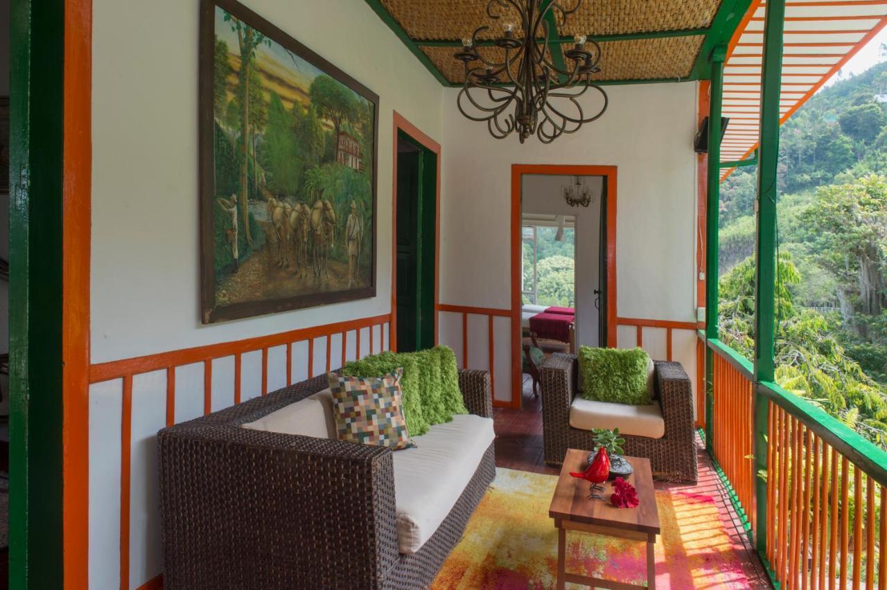 Апартаменти Hacienda Charrascal Coffe Farm Манісалес Екстер'єр фото
