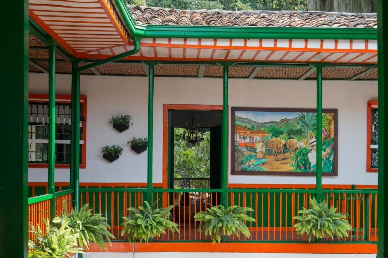 Апартаменти Hacienda Charrascal Coffe Farm Манісалес Екстер'єр фото