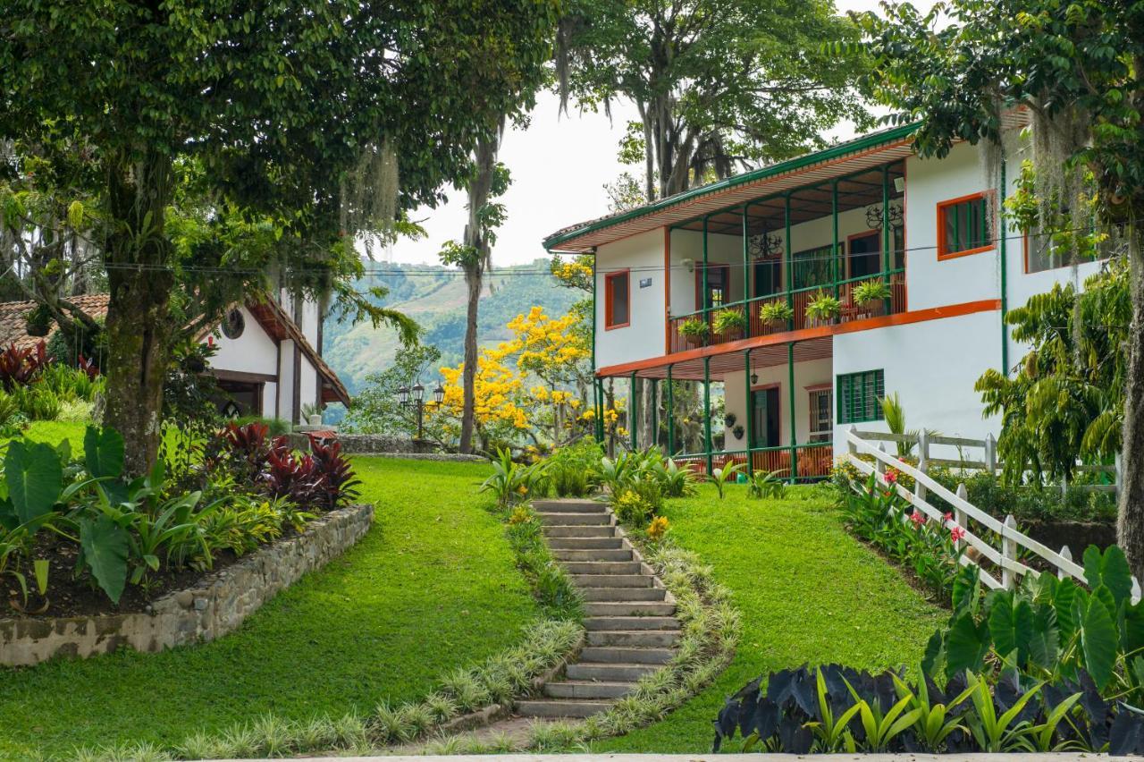 Апартаменти Hacienda Charrascal Coffe Farm Манісалес Екстер'єр фото